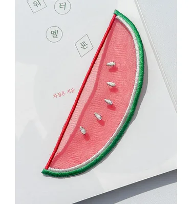 수박 자수 책갈피